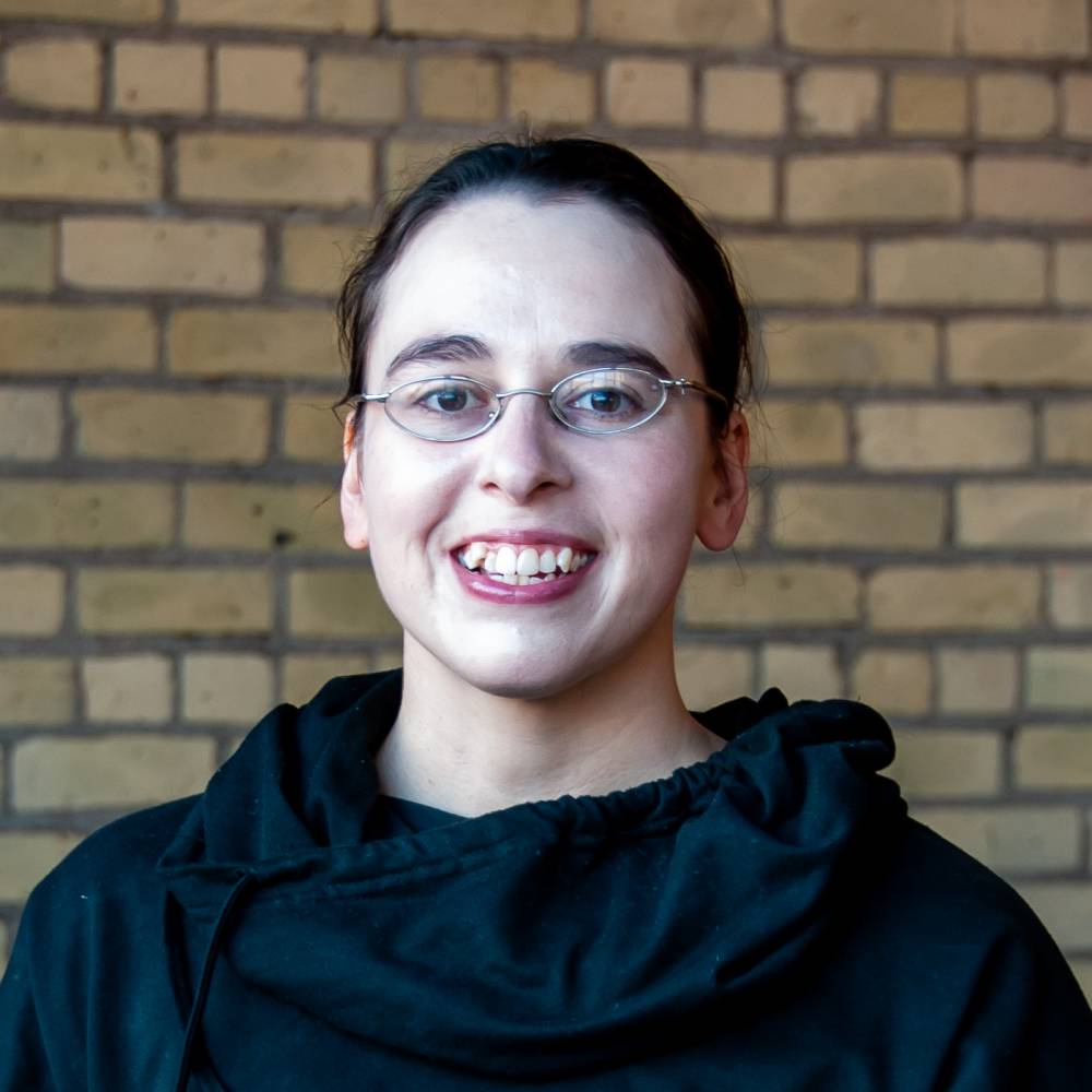 headshot of Esther Steier