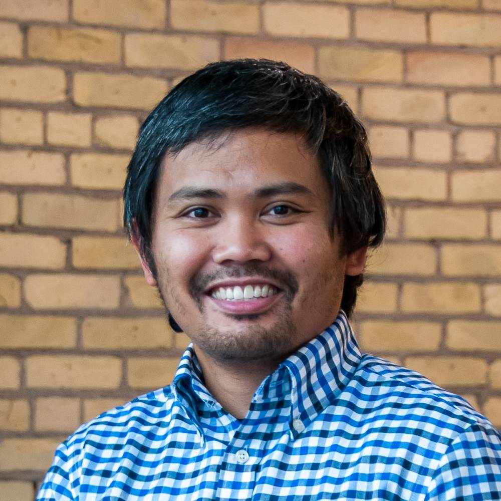 headshot of Ronald Dee